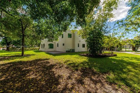 45 Olive Dr, Hialeah, FL 33010 photo 8