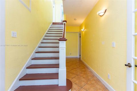 45 Olive Dr, Hialeah, FL 33010 photo 49