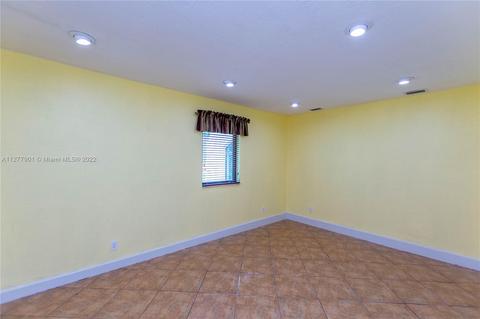 45 Olive Dr, Hialeah, FL 33010 photo 36