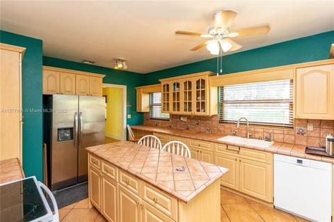 45 Olive Dr, Hialeah, FL 33010 photo 33