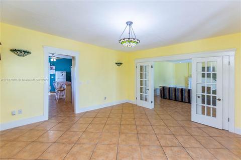 45 Olive Dr, Hialeah, FL 33010 photo 25