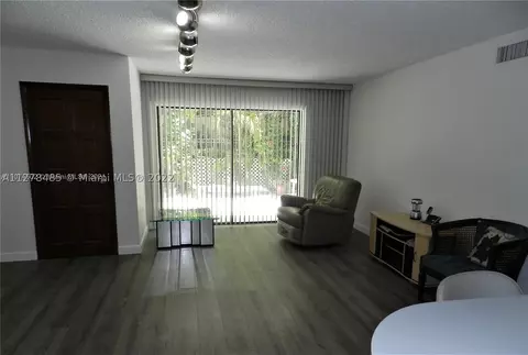 8927 Harding Ave, Surfside, FL 33154 photo 17