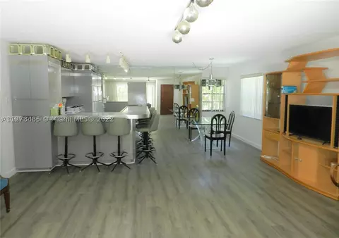 8927 Harding Ave, Surfside, FL 33154 photo 15