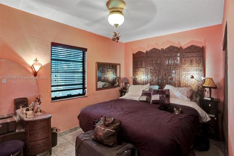 550 E 38th St, Hialeah, FL 33013 photo 11