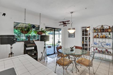 550 E 38th St, Hialeah, FL 33013 photo 7