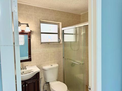 125 E 14th St, Hialeah, FL 33010 photo 7