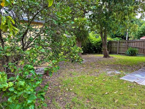 125 E 14th St, Hialeah, FL 33010 photo 10