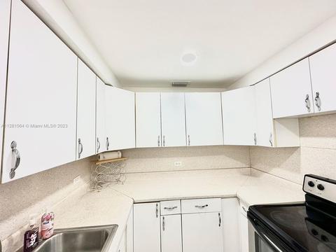 125 E 14th St, Hialeah, FL 33010 photo 5