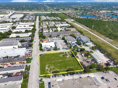 124 SW 130, Unincorporated Dade County, FL 33186