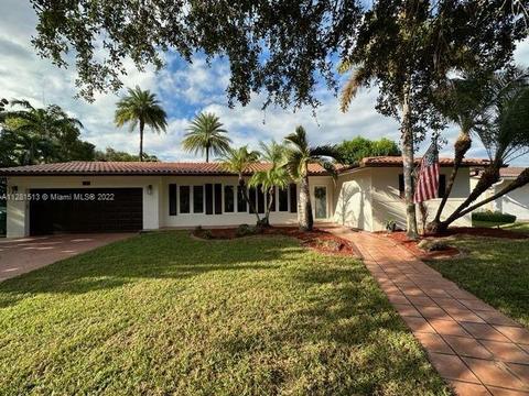 6963 Seagrape Ter, Miami Lakes, FL 33014 photo 1