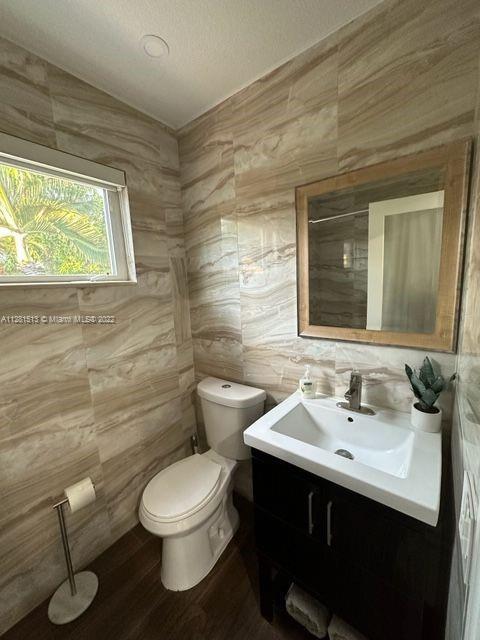 6963 Seagrape Ter, Miami Lakes, FL 33014 photo 12