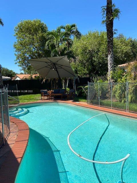 6963 Seagrape Ter, Miami Lakes, FL 33014 photo 26