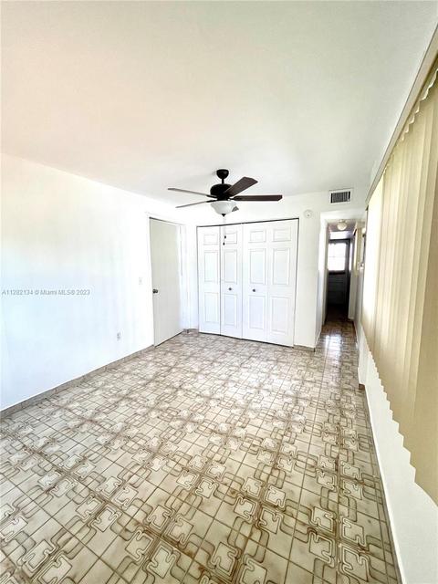 4832 E 9th Ct, Hialeah, FL 33013 photo 12