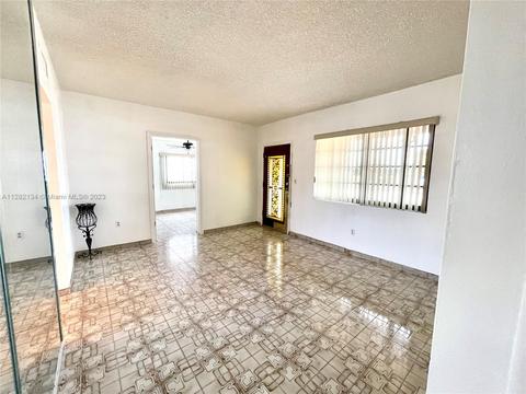 4832 E 9th Ct, Hialeah, FL 33013 photo 30