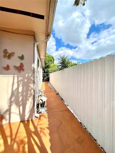 4832 E 9th Ct, Hialeah, FL 33013 photo 41