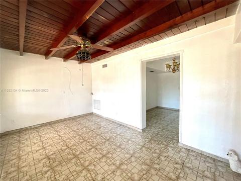 4832 E 9th Ct, Hialeah, FL 33013 photo 5
