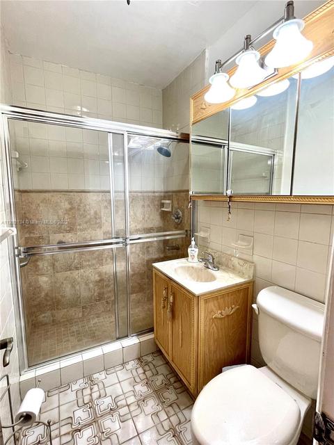 4832 E 9th Ct, Hialeah, FL 33013 photo 25