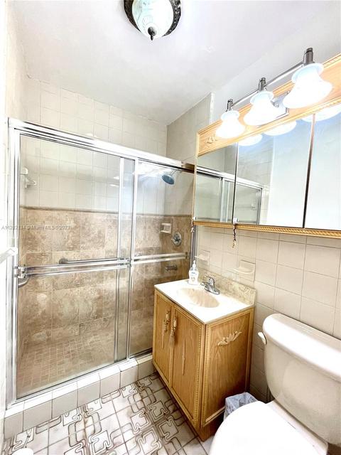 4832 E 9th Ct, Hialeah, FL 33013 photo 28