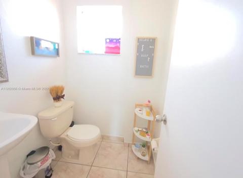 440 E 23rd St #1519, Hialeah, FL 33013 photo 5