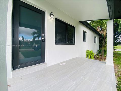 691 E 58th St, Hialeah, FL 33013 photo 1