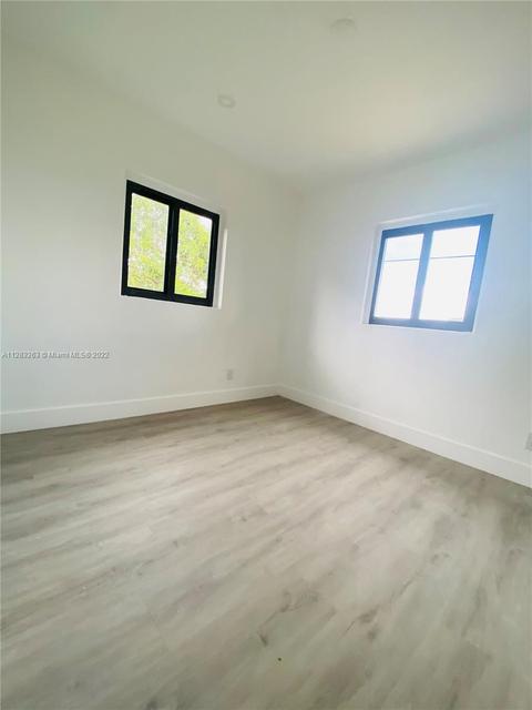 691 E 58th St, Hialeah, FL 33013 photo 17