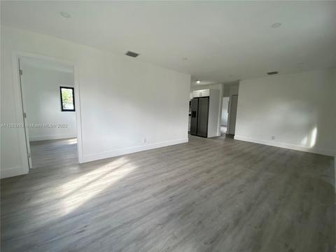 691 E 58th St, Hialeah, FL 33013 photo 6
