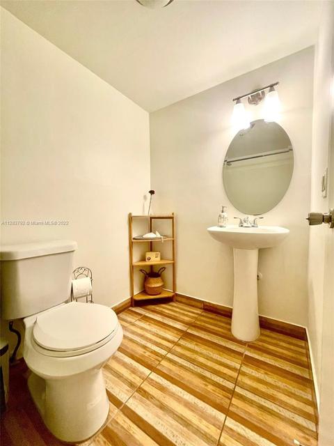 30 E 39th St #215, Hialeah, FL 33013 photo 17