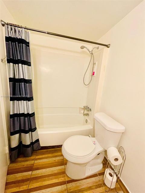 30 E 39th St #215, Hialeah, FL 33013 photo 18