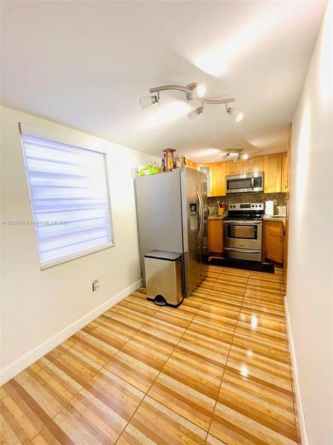 30 E 39th St #215, Hialeah, FL 33013 photo 5
