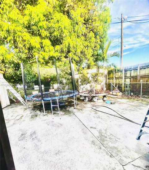 3635 E 2nd Ave, Hialeah, FL 33013 photo 17