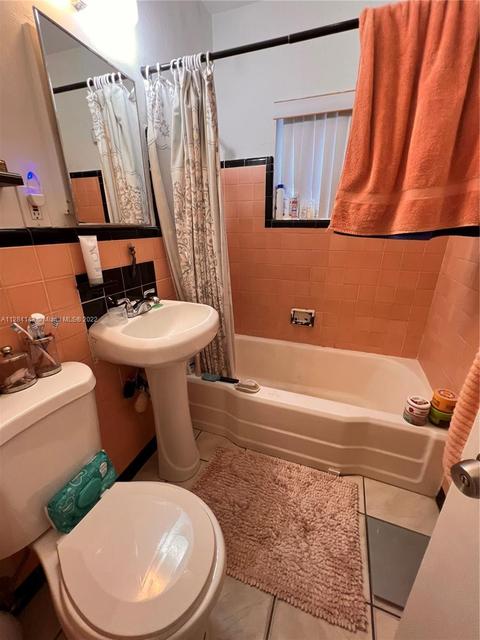 85 E 10th St, Hialeah, FL 33010 photo 9