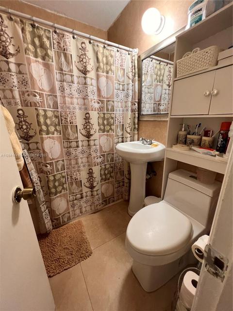 85 E 10th St, Hialeah, FL 33010 photo 8