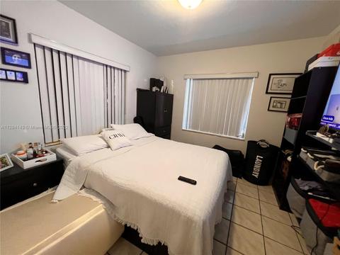 85 E 10th St, Hialeah, FL 33010 photo 5
