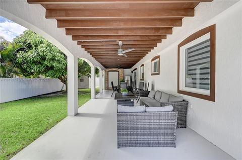 810 W 67th St, Hialeah, FL 33012 photo 24
