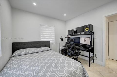 810 W 67th St, Hialeah, FL 33012 photo 18