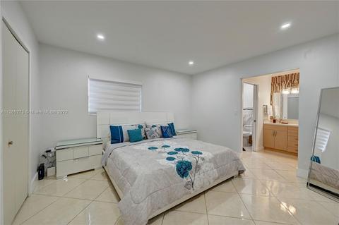 810 W 67th St, Hialeah, FL 33012 photo 11