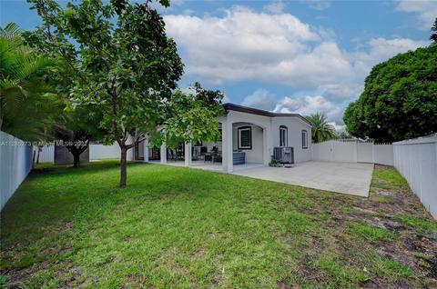 810 W 67th St, Hialeah, FL 33012 photo 27