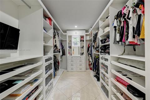 810 W 67th St, Hialeah, FL 33012 photo 16