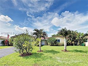 7810 NW 41st St, Coral Springs, FL 33065