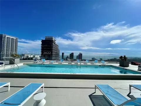 45 SW 9th St #3107, Miami, FL 33130