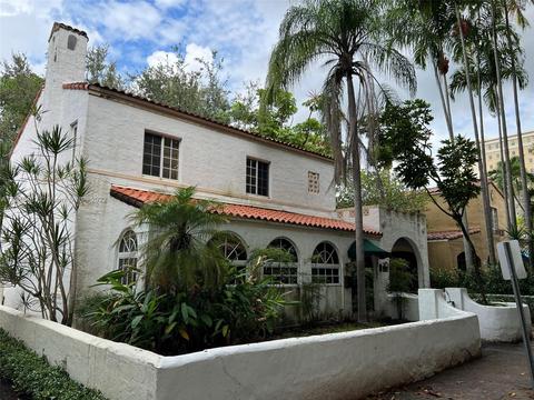 419 S Alhambra Cir, Coral Gables, FL 33134 photo 4
