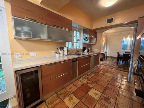419 S Alhambra Cir, Coral Gables, FL 33134 photo 12