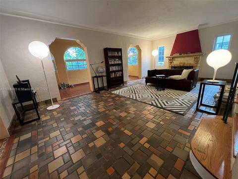 419 S Alhambra Cir, Coral Gables, FL 33134 photo 8