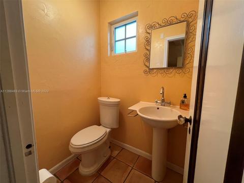419 S Alhambra Cir, Coral Gables, FL 33134 photo 14