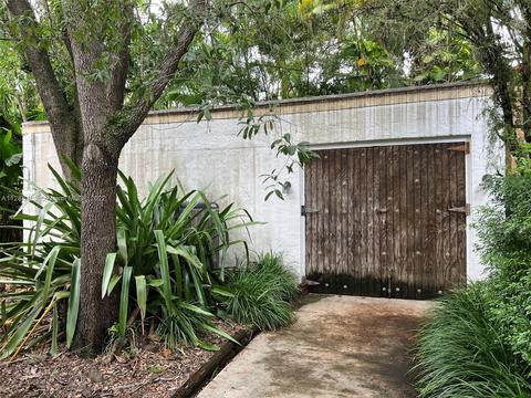 419 S Alhambra Cir, Coral Gables, FL 33134 photo 23