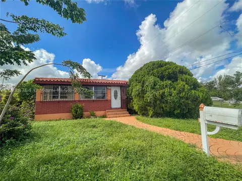 6474 Palm Ave, Hialeah, FL 33012 photo 1