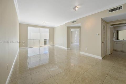 9172 Collins Ave #403, Surfside, FL 33154 photo 6