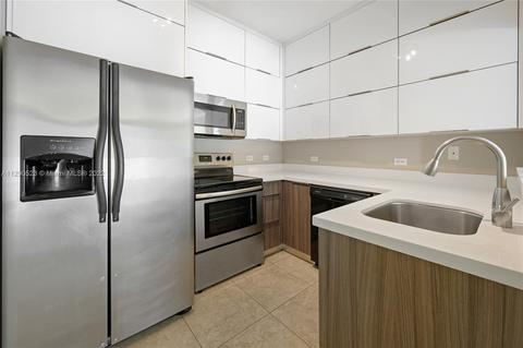 9172 Collins Ave #403, Surfside, FL 33154 photo 12