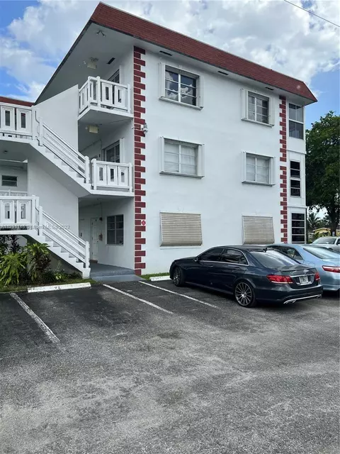 Undisclosed, Lauderhill, FL 33313