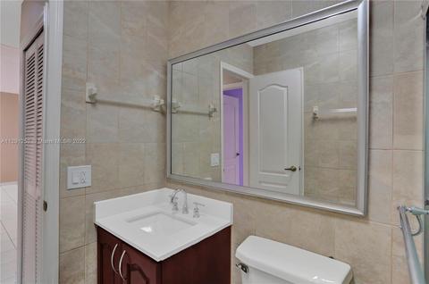 2777 W 68th Pl, Hialeah, FL 33016 photo 18